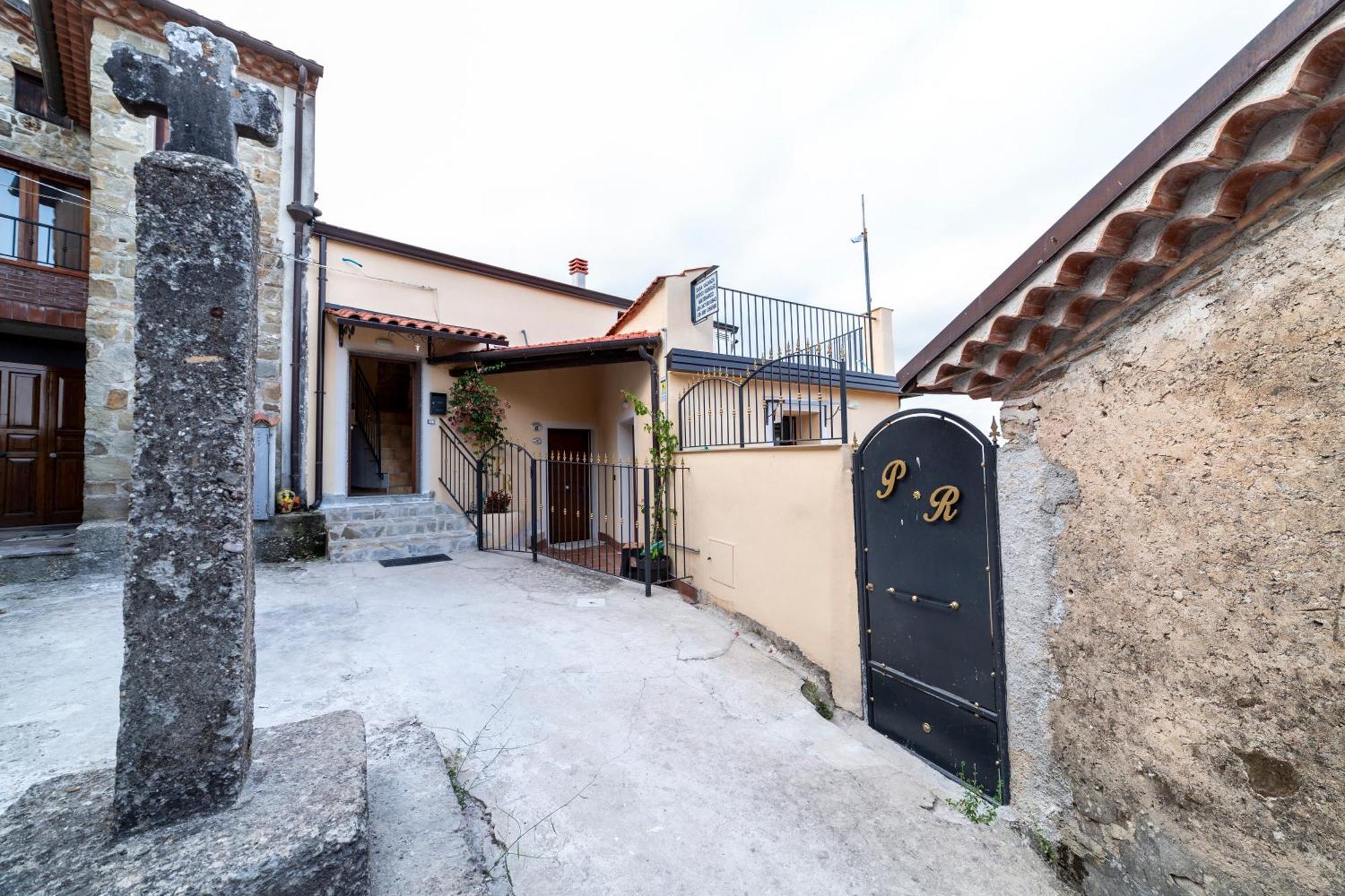 Portico Rodriguez Abatemarco Apartment Exterior photo